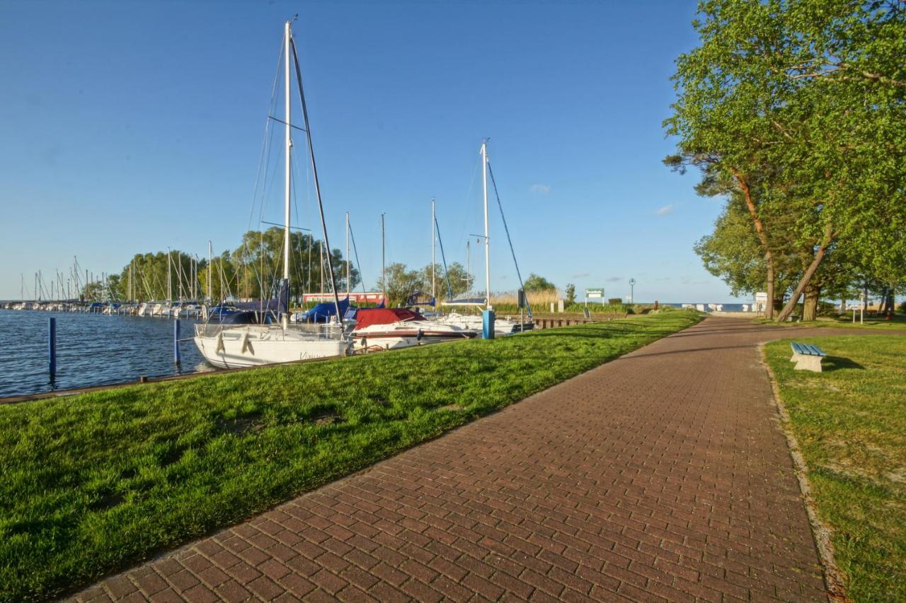 Ostseeferienhaus Oberes Apartment Mönkebude Exteriör bild